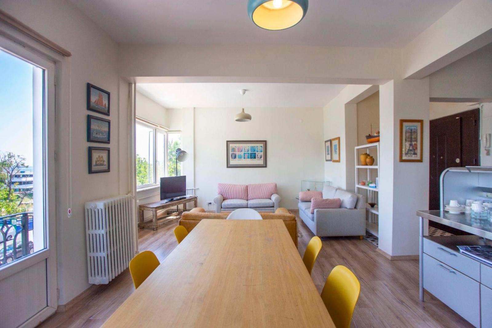 Waterfront With A Stunning View Apartament